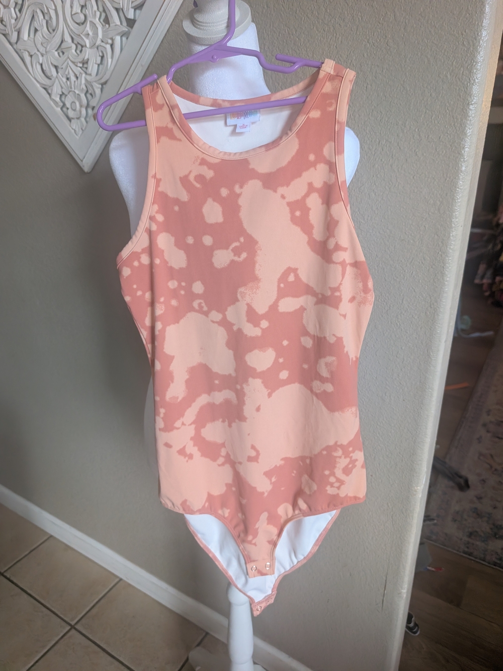 LuLaRoe Women's Bodysuit Size Small